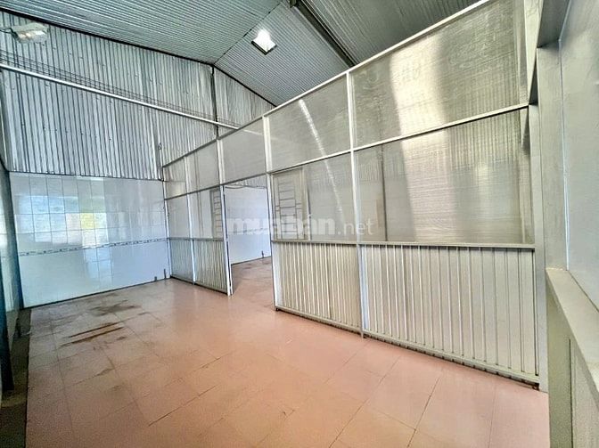 Bán nhà xưởng mặt tiền đường DH417 ngang 10 dài 48 mét gần chợ TPK