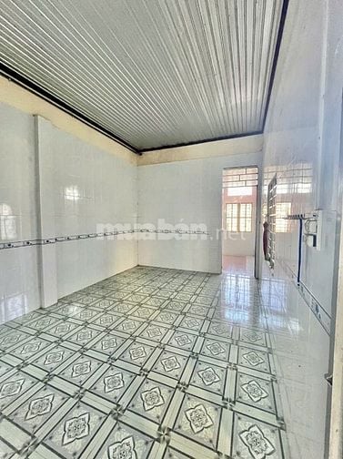 Bán nhà xưởng mặt tiền đường DH417 ngang 10 dài 48 mét gần chợ TPK