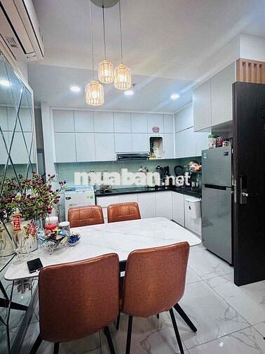 Bán nhanh căn 2PN Full Nội thất cao cấp. sổ hồng sẵn Công chứng ngay