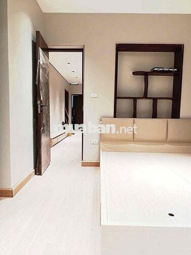 Bán nhà TT  Đo Lường Hoàng Quốc Việt , lô góc , full nội thất , 75m2