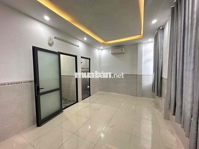Cho thuê mặt bằng gần ngay đèn đỏ trung tâm Phường Phú Lợi ,Tp HCM