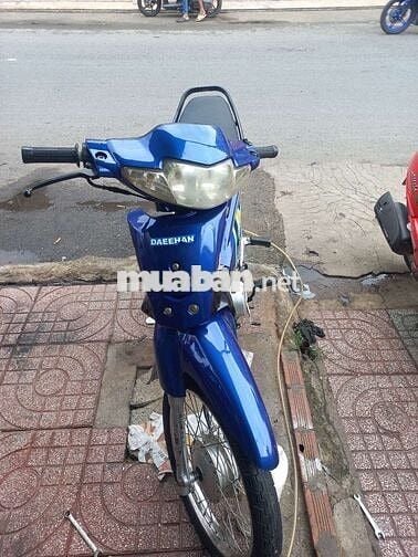 Xe 50cc may rin im cho học sinh di hoc ok