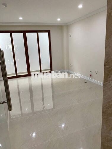 CHO THUÊ TRỆT + LẦU ĐƯỜNG QUỐC HƯƠNG - QUẬN 2 THẢO ĐIỀN