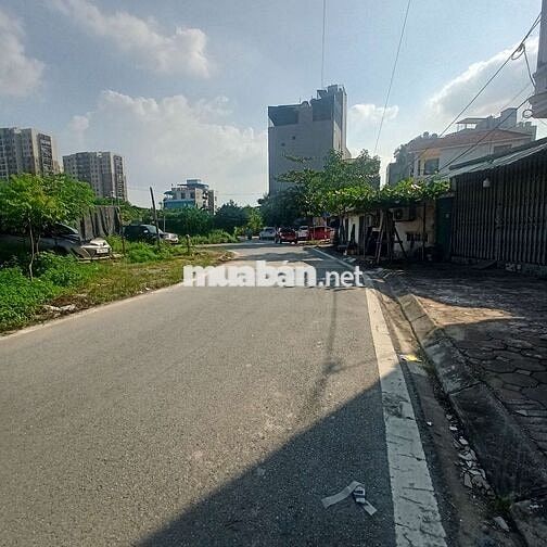 Trịnh Văn Bô hơn 13 tỷ - phân lô vỉa hè - 7 tầng thang máy -kinh doanh