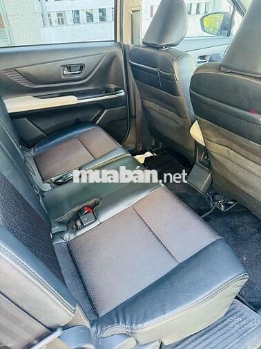 Toyota Veloz Cross 2022 CVT Top