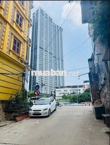 Tôi cần bán căn hộ mini 35m2 mặt phố khương đình oto đỗ cửa giá 1.6 tỉ