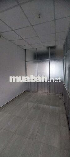 Cho thuê nhà nguyên xăn tx 48 ngay trường hoc tô ngoc vân giá 4tr