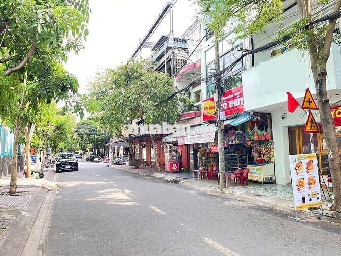 Mặt Tiền Đường Nằm Trong Khu Bàu Cát Ngay Đồng Đen Đối Diện Trường Học