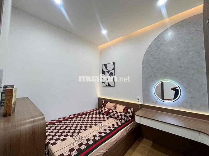 NHÀ 1 TRỆT 1 LẦU KHU DÂN CƯ PHƯỜNG 8 VĨNH LONG (NAY LÀ PHƯỜNG TÂN HẠN