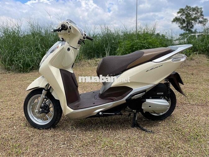 LEAD 125 2019 ngay chủ ký