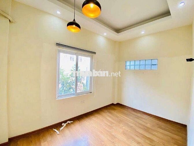 Gần HỒ TÂY- 42m²/4 tầng- MT 4.2m cực đẹp- DÂN XÂY, 1 nhà ra ô tô tránh