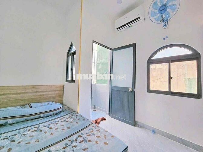 Bán Nhà Gần ĐH Văn Lang - 2Phòng Ngủ - Sát Đại Lộ Dương Quảng Hàm