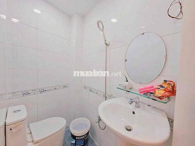 Bán Nhà Gần ĐH Văn Lang - 2Phòng Ngủ - Sát Đại Lộ Dương Quảng Hàm