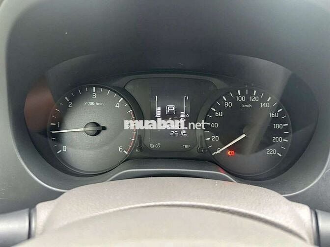 Nissan navara EL- 96000 km
