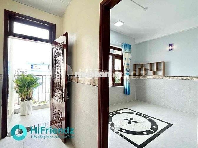 CỬA SỔ TRỜI TOÀN CẢNH NGẮM QUẬN 11 GẠCH LÁT KỊCH TRẦN MÁT CHẤP MÙA HÈ