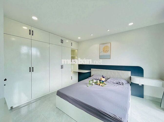 Bán nhà đẹp HXH Lê Quang Định 5.5x6.3m T,2 lầu 3pn giá 5tỷ750