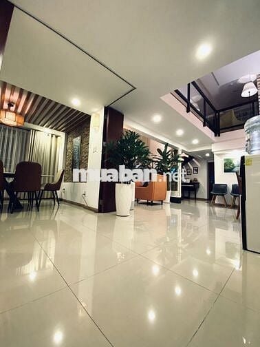 Phú Hoàng Anh cần ra gấp căn 5 phòng ngủ dạng Lofthouse cực sang