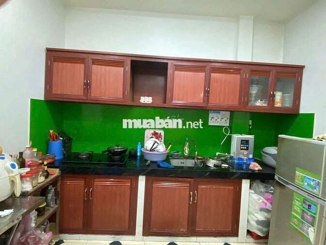 Cần bán một căn nhà ( hẻm xe hơi ) ở hẻm Hưng Phú P10 Q8