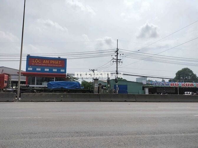 * Tôi chính chủ cần bán Đất thổ cư đường xe hơi