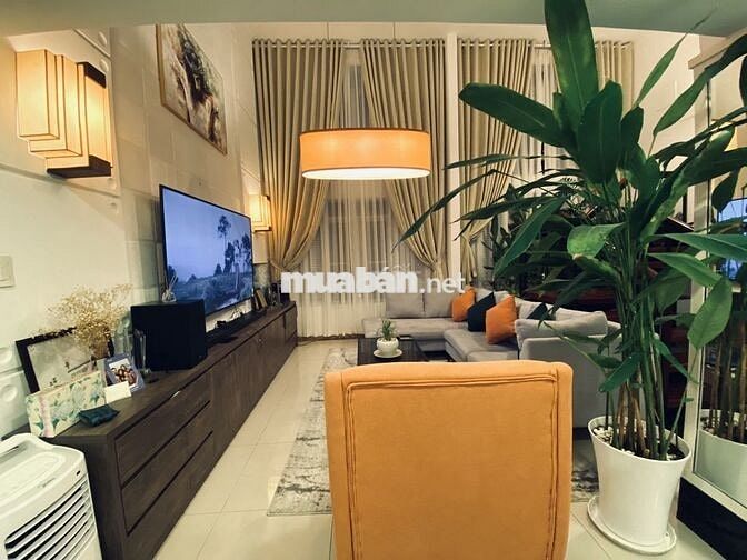 Phú Hoàng Anh cần ra gấp căn 5 phòng ngủ dạng Lofthouse cực sang