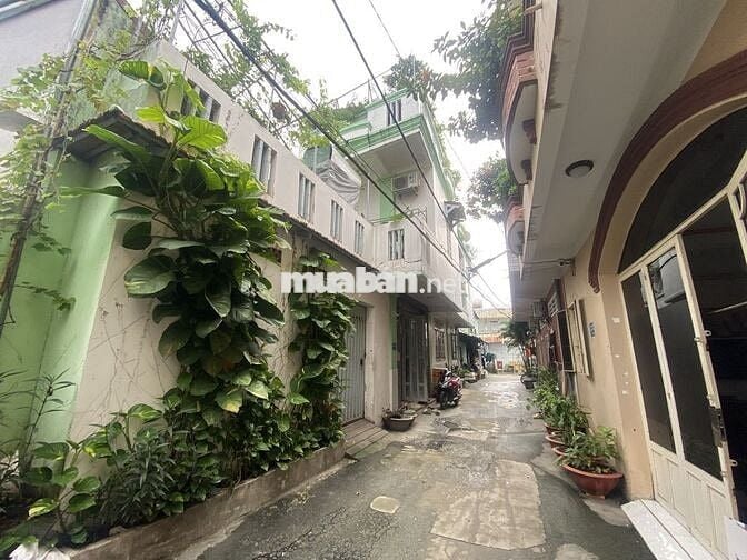 BÁN NHÀ  ĐẸP TÔ KÝ CHỢ CẦU - 62M2 - HẺM XE HƠI - NHỈNH 4 TỶ