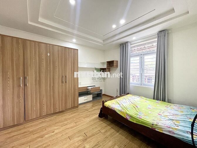 CHO THUÊ NHÀ SÂN VƯỜN 2000M2 KHU HÒN SỆN NHA TRANG GIÁ 25 TRIỆU/ THÁNG