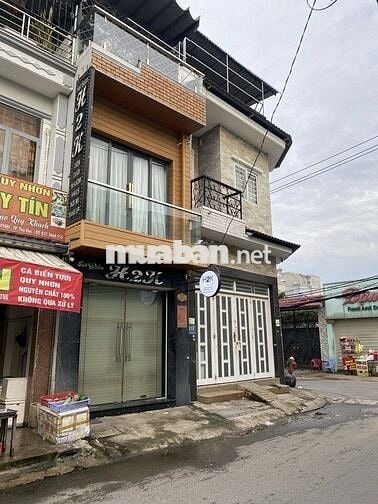 NHÀ ĐẸP NHỎ XINH 4x7 H3G CÁCH LỘ XH 10M ĐS49 HBC CHỈ 3500