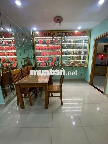 Chính chủ cần bán Căn Hộ Q6 - 2 phòng ngủ - 97m² - View mát Căn Góc