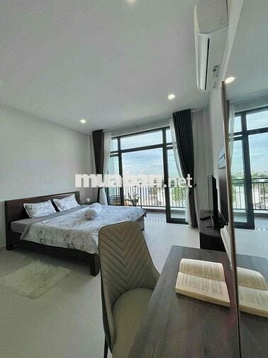 Siêu Phẩm Penhouse - Ngay Đường Âu Cơ - Tiện Nghi Cao Cấp