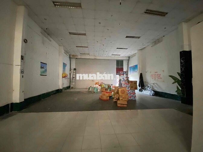 Cho thuê mặt bằng kinh daonh ngay Chợ gà Thủ Dầu Một Bình Dương