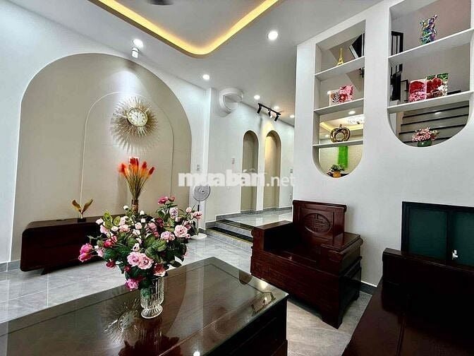 Nhà phố xịn Quang Trung 4,2x12m chỉ 5 tỷ 830tr còn TL