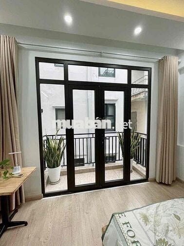 cho thuê nhà vườn 4 tầng gồm 4 phòng ngủ khép kín tại Từ Hoa