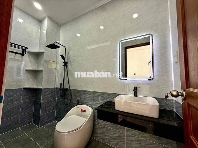 Nhà phố xịn Quang Trung 4,2x12m chỉ 5 tỷ 830tr còn TL