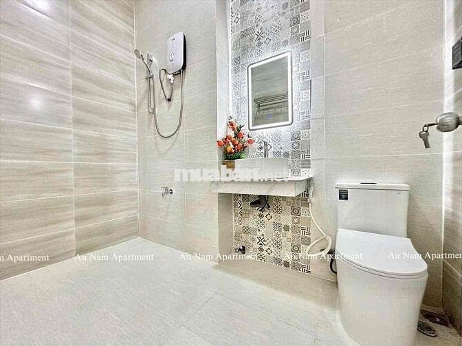 CHO THUÊ CĂN HỘ BAN CÔNG TÁCH BẾP NGAY GẦN CẦU LÊ VĂN SỸ GIÁP Q1 , Q10