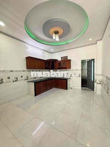 Chính chủ gửi nhà Khu dân cư đẹp ngay Ngã Tư Miếu Ông Cù Chợ Phú Phong
