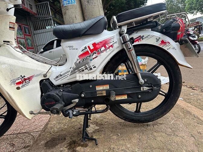 cần bán cup 50cc đời 2020 xe còn rất đẹp