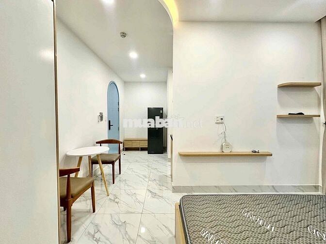 Căn Hộ Sân Bay Tách Bếp Ban Công