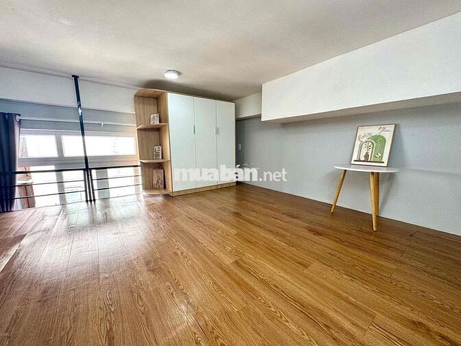 TRỐNG PHÒNG GÁC CÓ CỬA SỔ TRỜI THOÁNG GẦN CẦU ÔNG LÃNH