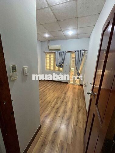 NHÀ MỚI HẺM XE TẢI HUỲNH VĂN BÁNH TIỆN Ở + KINH DOANH
