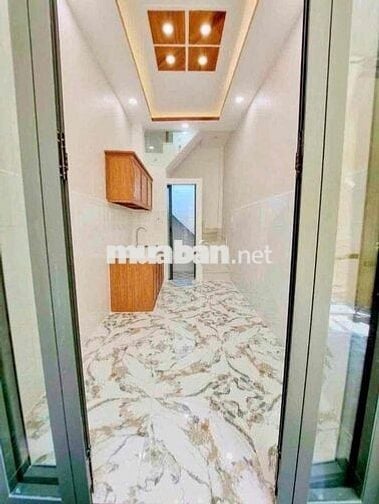 BÁN NHÀ 3 TẤM Đúc  KDCHH - NẰM TRỤC ĐƯỜNG SỐ - P04 Q4