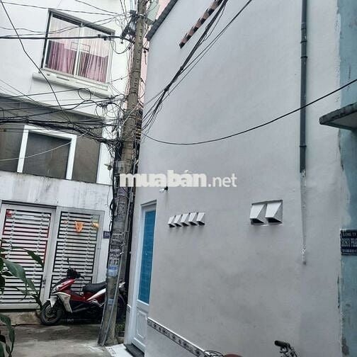 Nhà trung tâm quận tân bình, ngay vòng xoay lăng cha cả f4