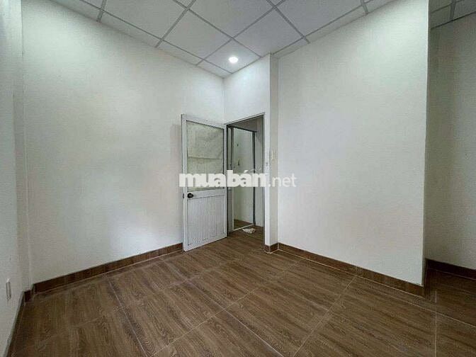 Nhà Gần ST Lotte 30M2 2 PN, Hẻm 3m