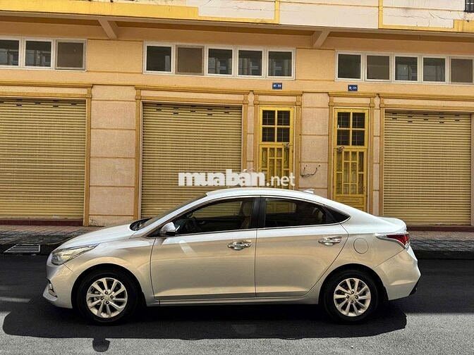 Hyundai Accent 2018 số tự động