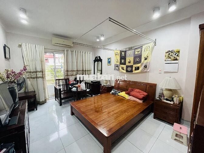 TAM TRINH ĐẤT VÀNG CÒN SÓT LẠI 94M PHÂN LÔ Ô TÔ VÀO NHÀ- 30m RA PHỐ!
