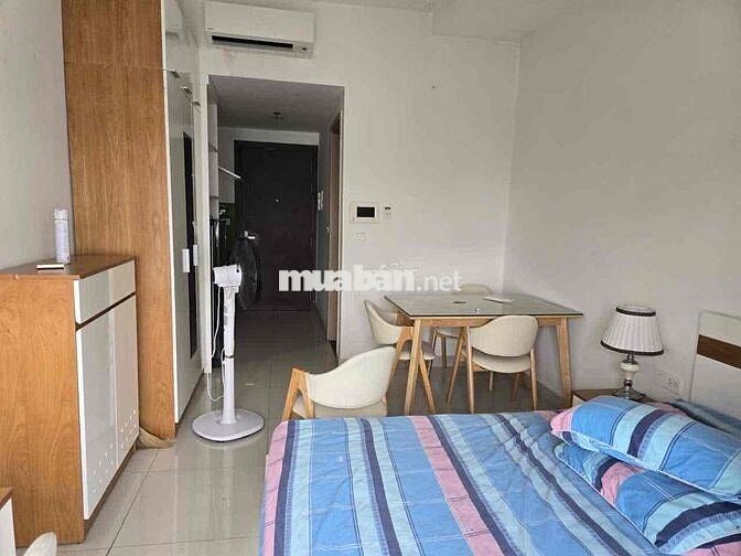 Bán căn hộ Studio River Gate chỉ 2.7tỷ bao hết ạ