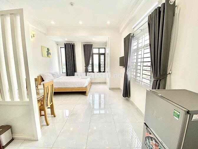 CHO THUÊ PHÒNG TÁCH BẾP GẦN SÂN BAY_40m2 Cửa Sổ_Full NT_ThangMay
