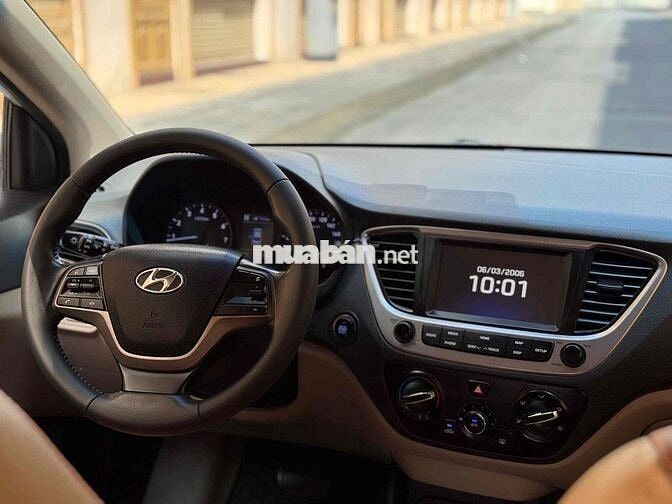 Hyundai Accent 2018 số tự động