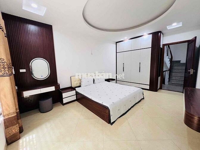 Bán Nhà Ba Đình Mặt Ngõ Thông - 33m2 Hơn 7 Tỷ. 40m Ra Ô Tô Tránh