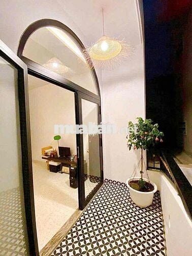 M43-- NHÀ MỚI Q4 - NGUYỄN THẦN HIẾN