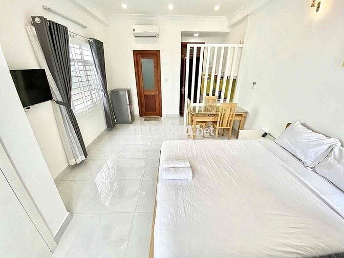 CHO THUÊ PHÒNG TÁCH BẾP GẦN SÂN BAY_40m2 Cửa Sổ_Full NT_ThangMay
